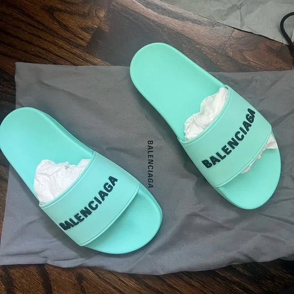 Balenciaga Mint Logo Pool Slides Size 35 - Picture 5 of 6